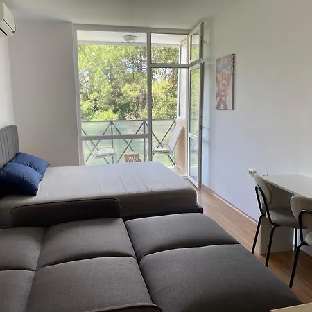 Gerber 1 Apartment *